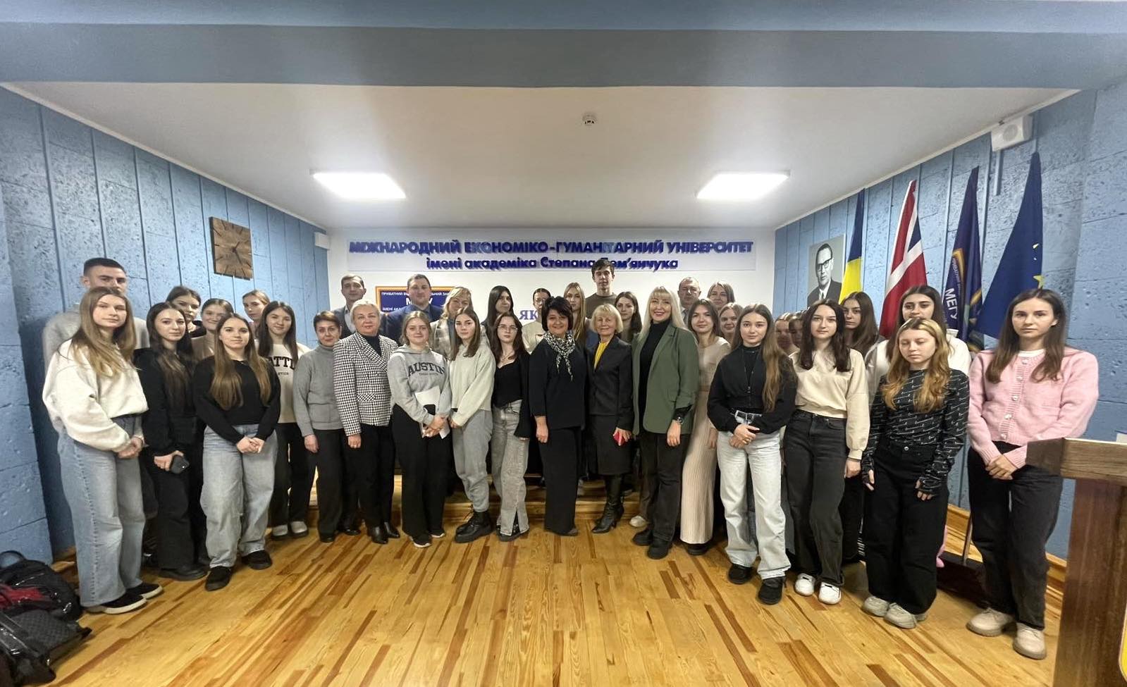 Круглий стіл до 170-річчя Дмитра Яворницького на історико-філологічному факультеті МЕГУ