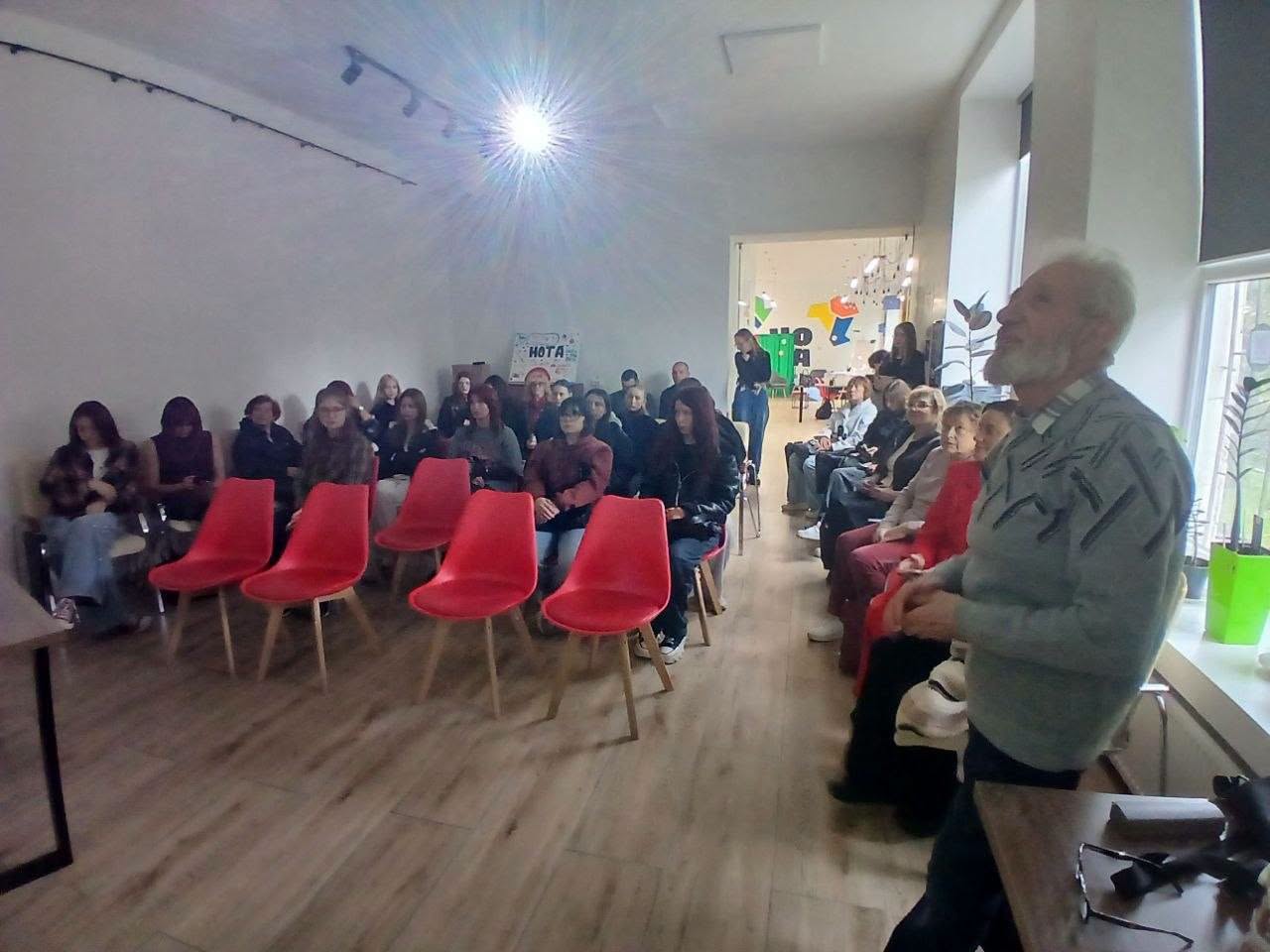 Студенти факультету, географії, історії та туризму відвідали науковий захід у Рівненській обласній бібліотеці для молоді