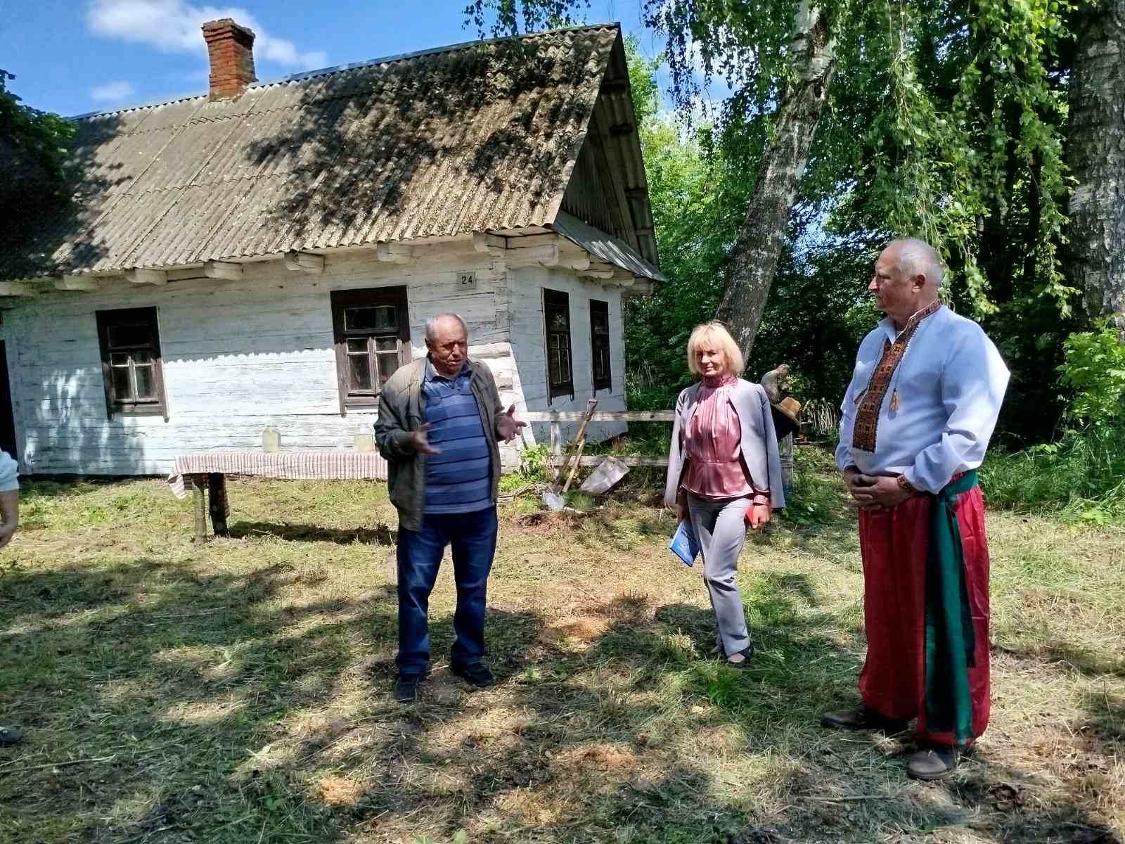 Завідувачка кафедри української мови та літератури  проф. Лілія Овдійчук  на кондратюківських читаннях