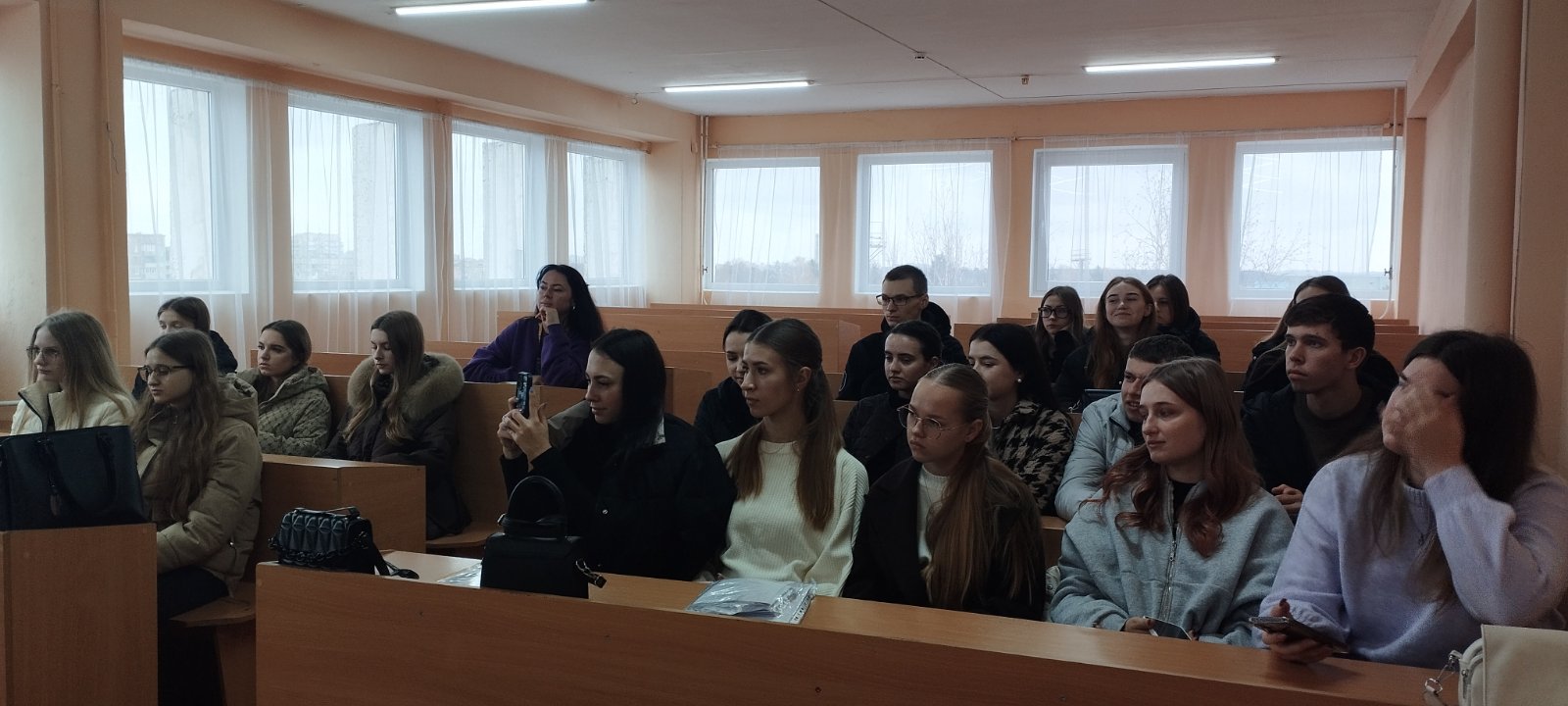 Психологічний лекторій про партнерські стосунки та взаєморозуміння