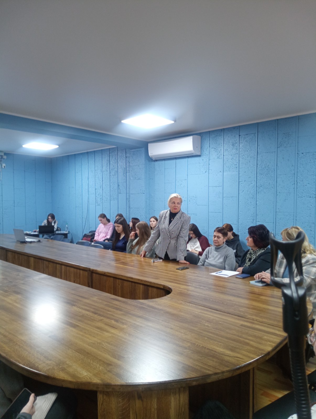 Круглий стіл до 170-річчя Дмитра Яворницького на історико-філологічному факультеті МЕГУ