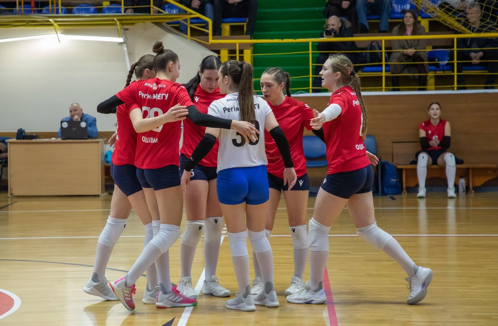 РЕГІНА МЕГУ