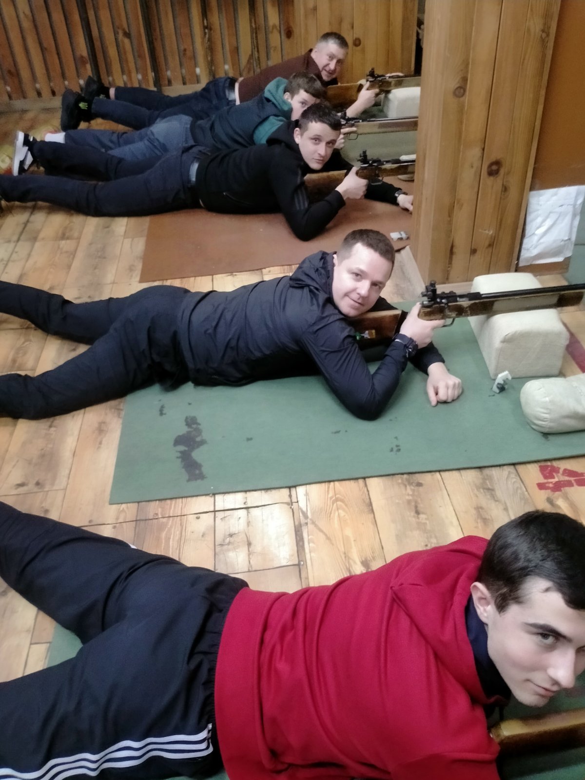 У Чемпіонаті Рівненської міської територіальної громади з стрільби кульової взяла участь збірна МЕГУ