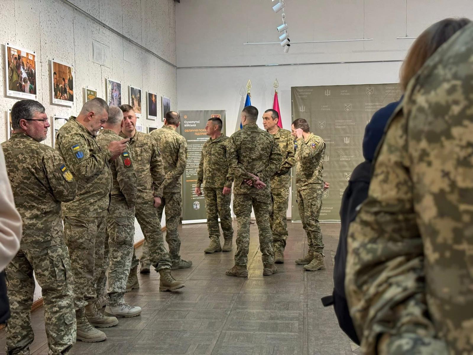 Представники МЕГУ долучилися до інтерактивної виставки «Обличчя психологічної підтримки»