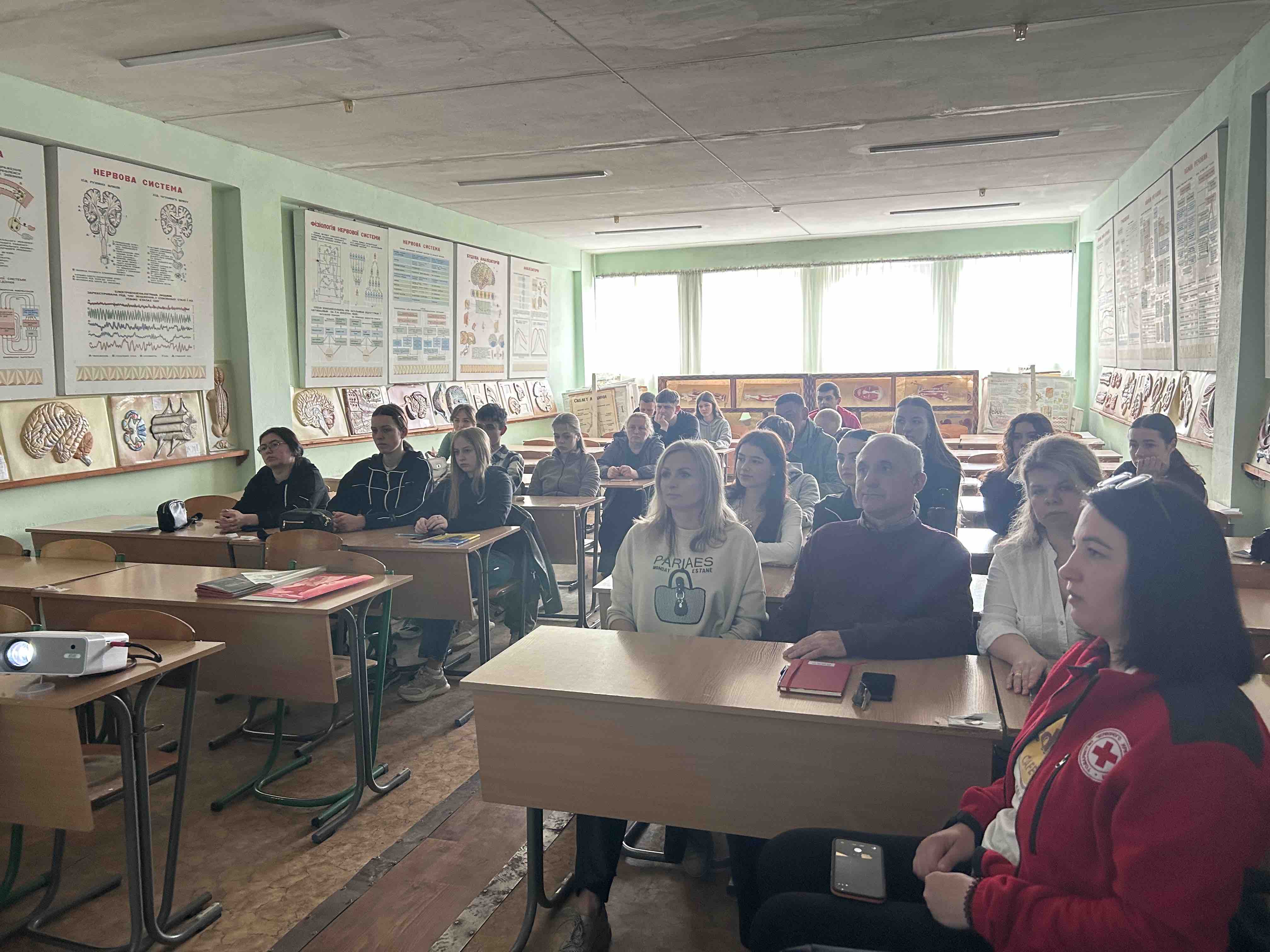 На факультеті здоров’я, фізичної культури і спорту відбувся тренінг на тему: «Допоміжні засоби реабілітації» 