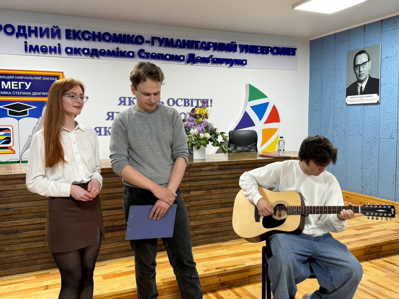 ПРЕЗЕНТАЦІЯ КНИЖКИ