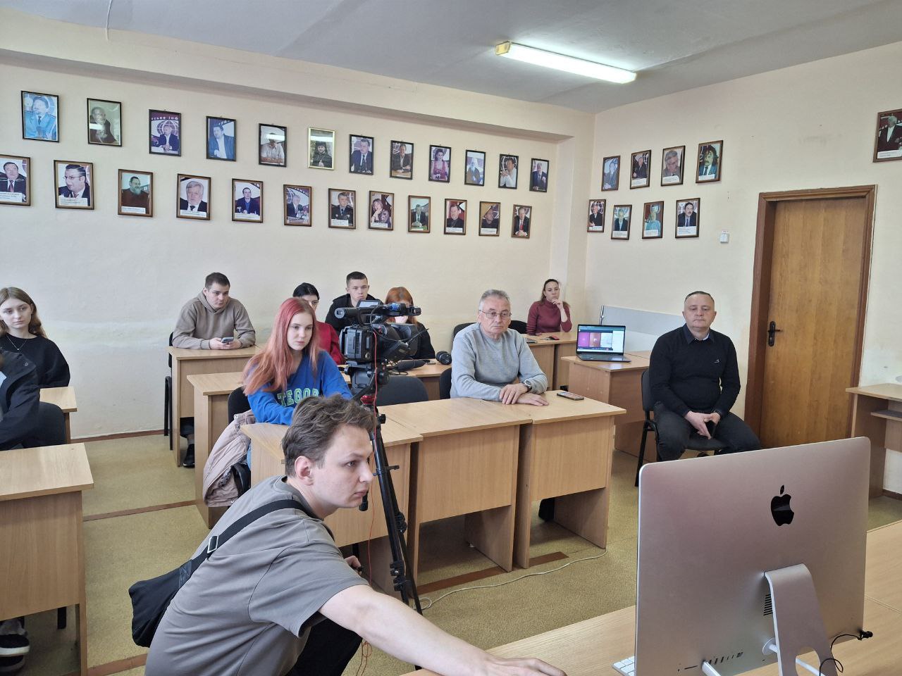 На факультеті журналістики презентували проєкт “Тепер Ветеран”.