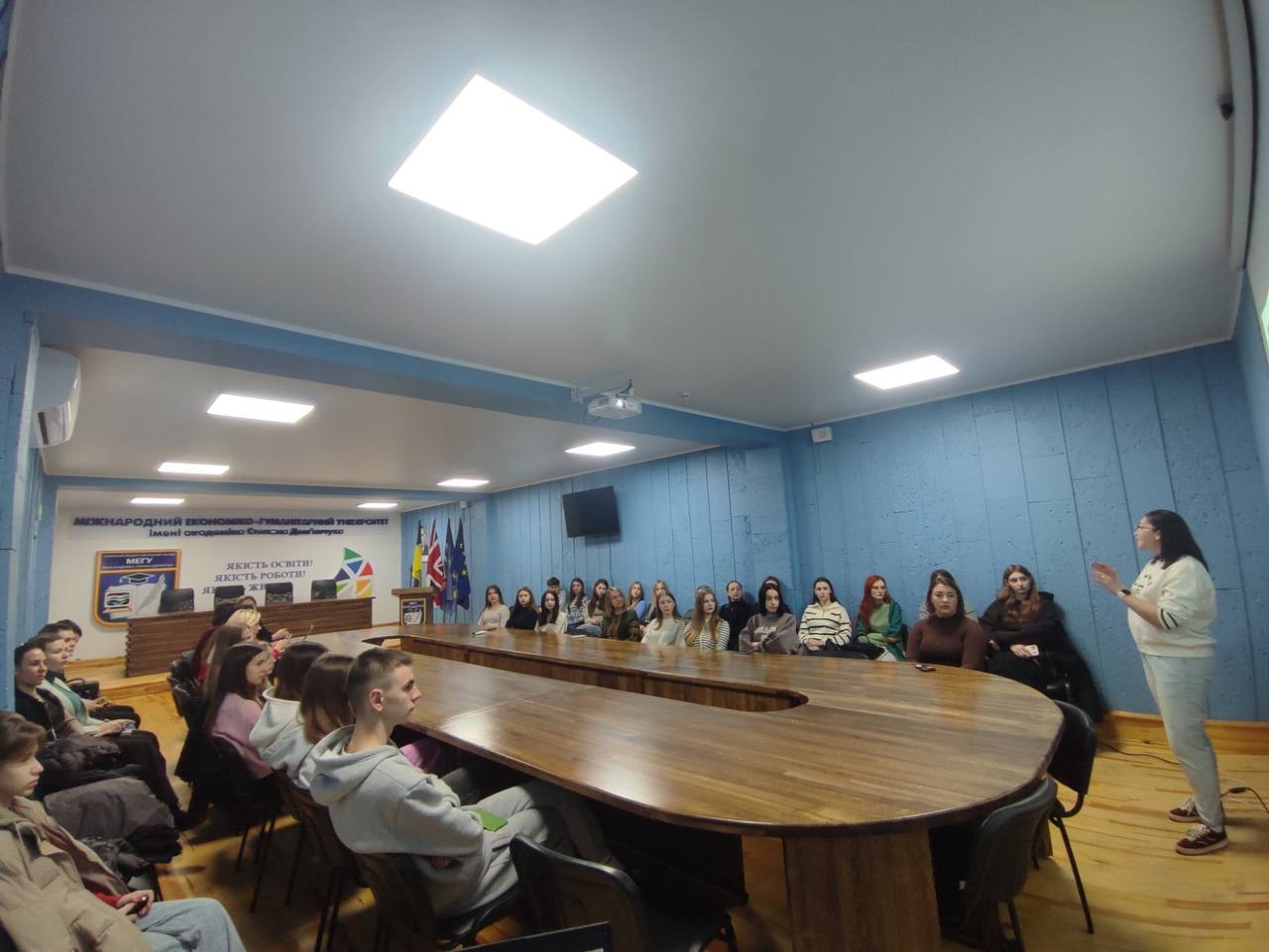 Подорожуй і вчися: воркшоп від випускниці МЕГУ