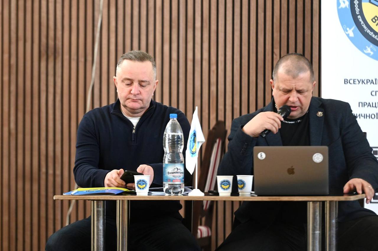 Доцент Андрій Смусь виступив з науковою доповіддю під час засідання Всеукраїнської профспілки спортсменів, працівників сфери фізичної культури і спорту