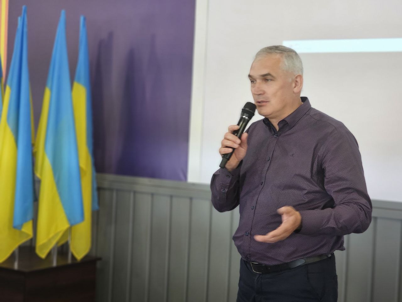 Освіта як міст між теорією та практикою: у МЕГУ відбулася пленарна зустріч зі школами регіону