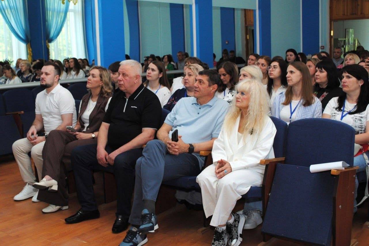 Наукове лідерство та освітні тренди: представники МЕГУ долучилися до масштабної неконференції «EdCamp Рівне»