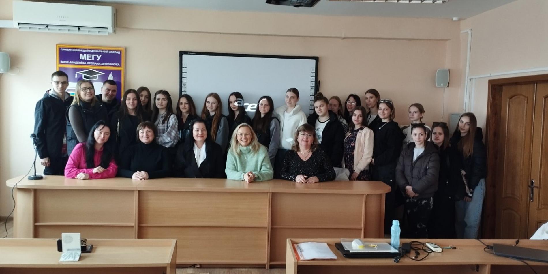Екскурс в психотерапію: здобувачі ОП Психологія занурилися у світ практичних методик
