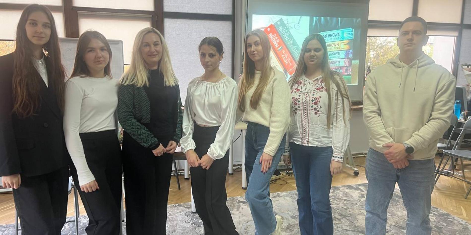 Студенти МЕГУ занурилися у «Світ загадок і символів Дена Брауна»