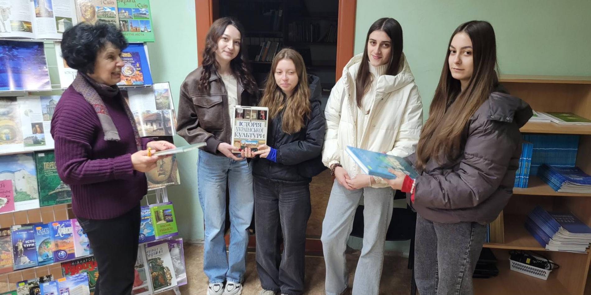 Стуленти спеціальності туризм