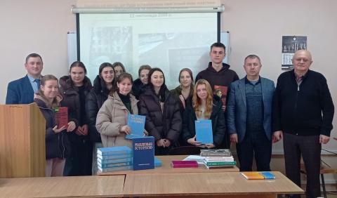 У МЕГУ провели дуальну лекцію на тему: «Історична наука в сучасному дискурсі: «Реабілітовані історією» як важливий державний і дослідницький проєкт»