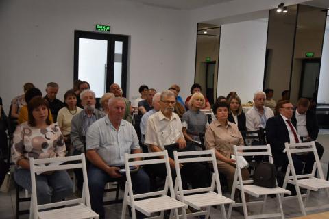 Викладачки кафедри української мови та літератури МЕГУ на III Всеукраїнській історико-краєзнавчій конференції 