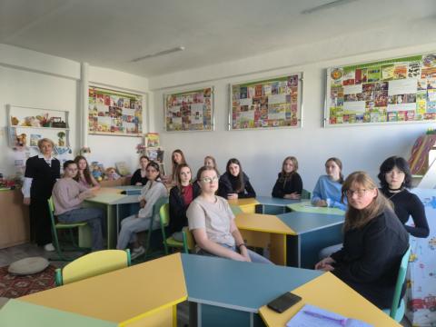 Здобувачів освіти спеціальності А2 «Дошкільна освіта» ознайомлено з освітньо-професійною програмою