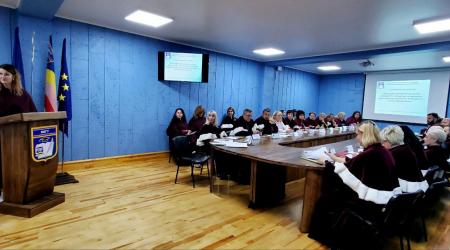 Засідання вченої ради доповідає Лавренюк Аліна