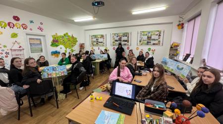 Здобувачі освіти педагогічного факультету вчилися створювати лепбуки