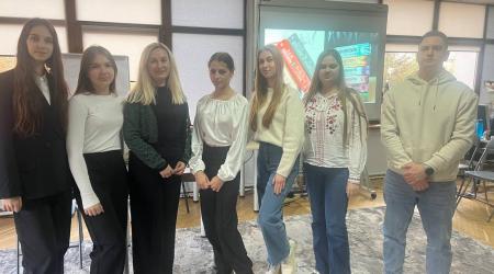 Студенти МЕГУ занурилися у «Світ загадок і символів Дена Брауна»