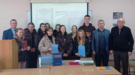 У МЕГУ провели дуальну лекцію на тему: «Історична наука в сучасному дискурсі: «Реабілітовані історією» як важливий державний і дослідницький проєкт»