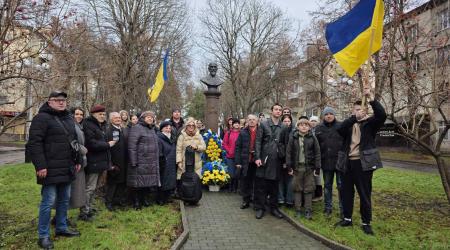 Викладачі та студенти історико-філологічного факультету МЕГУ на уроці Пам’яти до 120-річчя від Дня народження Ніла Хасевича, видатного українського художника та воїна УПА