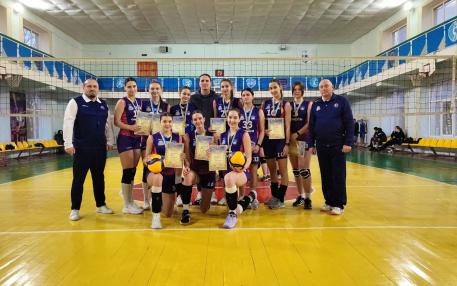 Жіноча команда РЕГІНА МЕГУ виборола перемогу в змаганнях з волейболу