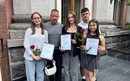 Студенти МЕГУ