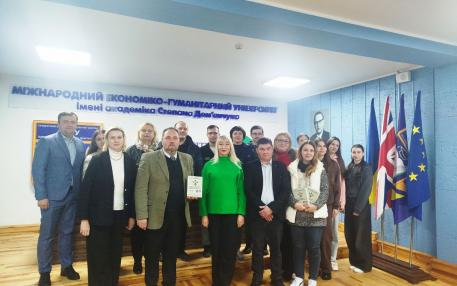 ПРЕЗЕНТАЦІЯ КОЛЕКТИВНОЇ МОНОГРАФІЇ