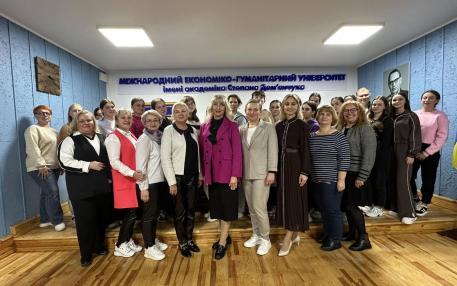 Всеукраїнський науково-практичний круглий стіл