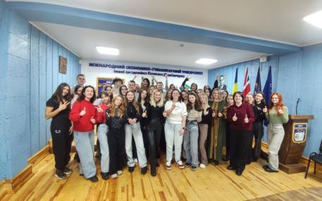 Подорожуй і вчися: воркшоп від випускниці МЕГУ