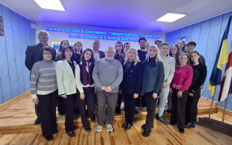 У МЕГУ відбулася пресконференція за участі провідних діячів мистецької спільноти Рівненщини