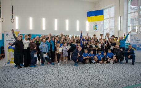 Підняття прапора