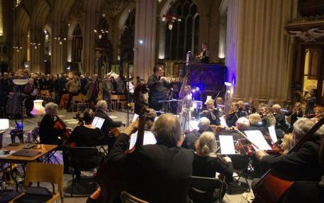 У Баті відбувся благодійний концерт української музики